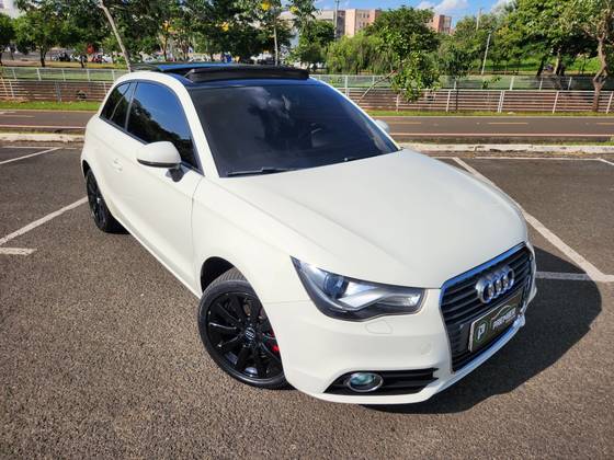AUDI A1 1.4 TFSI ATTRACTION 16V 122CV GASOLINA 2P AUTOMÁTICO